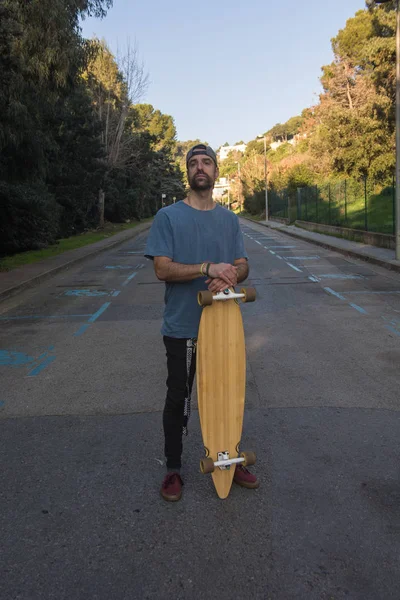 Man Casual Clothing Practicing His Long Board Lonely Street Sunset — Stock Photo, Image