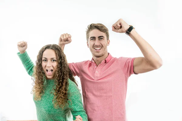 Couple célébrant dans un très enthousiaste — Photo