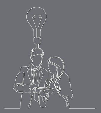 cowokers fikir tartışırken, sürekli çizgi çizme