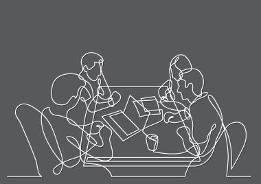 birlikte çalışan dört takım üyelerinin sürekli çizgi çizme