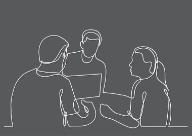 üç iş tartışırken sürekli çizgi çizme