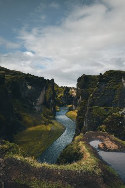 Güneydoğu İzlanda 'nın güzelliği. Adanın etrafında dolaş..