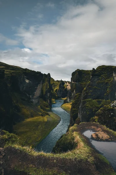 Beleza do Sudeste da Islândia. Viajar pela ilha . — Fotografia de Stock
