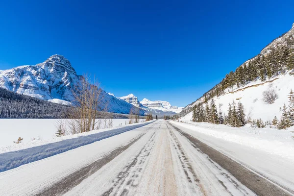 Icefields Parkway Dos Passeios Condução Mais Espetaculares Mundo Viajar Pelo — Fotografia de Stock