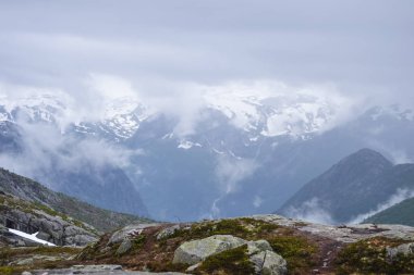 Trolltunga zammı, Ringedalsvatnet Gölü, Norveç, Güzel scandin
