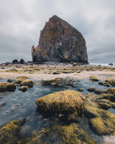 Cannon Beach is a city in Clatsop County, Oregon, United States, — Stock Photo, Image