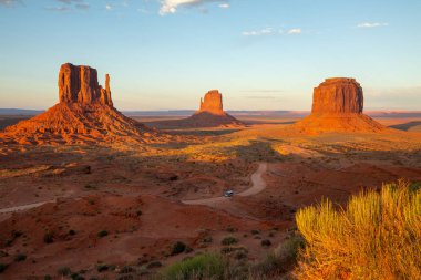 Monument Valley Colorado Platosu karakterize bir bölgedir