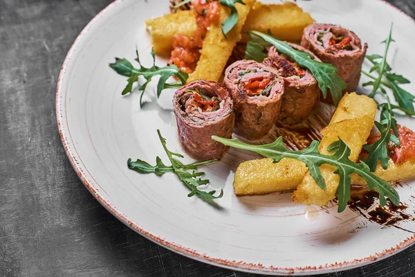 Alimentos Tradicionales Rusos Moldavos Rumanos Ucranianos Llamados Mamaliga Polenta Tradicional —  Fotos de Stock