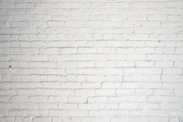 Textura manchado velho estuque luz cinza e pintura envelhecida branco tijolo parede fundo na sala rural — Fotografia de Stock