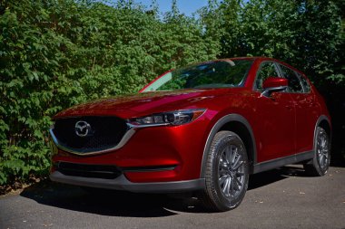 Montreal, Quebec, Kanada, 31 Ağustos 2018: Mazda MX 5 Auto Show 'da yeni araba. Araç satış kavramı, Montreal Mazda oto Dükkanı, Kanada.