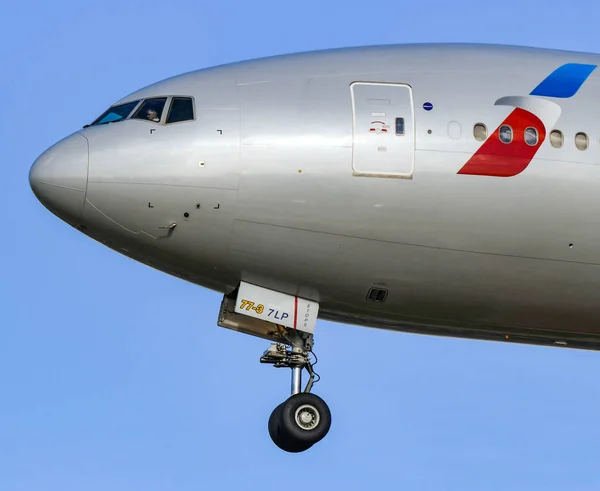 London England November 2018 Närbild Näsan American Airlines Boeing 777 — Stockfoto