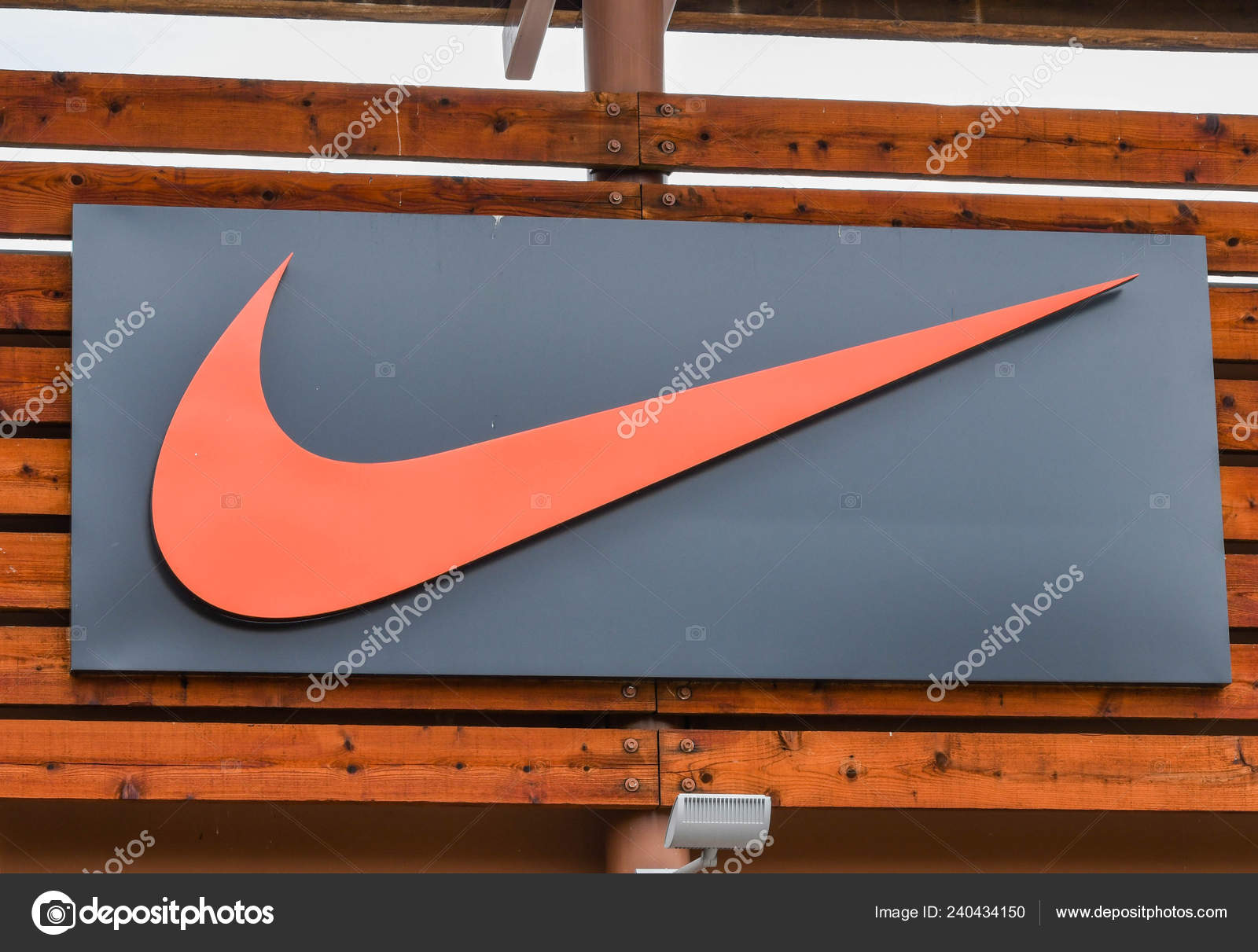 Nike fotos de stock, imágenes de logo sin royalties | Depositphotos