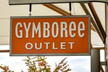 Seattle, Wa, Amerika Birleşik Devletleri - Haziran 2018: Gymboree fabrika mağaza Tulalip yakınındaki Seattle Premium Outlet Alışveriş Merkezi dışında bir işareti görünümünü yakından.