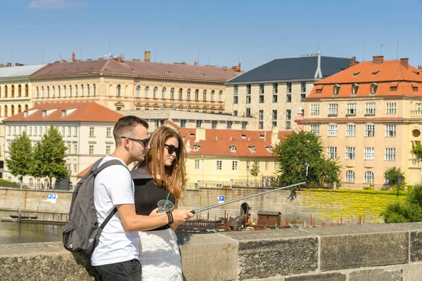 Praga República Checa Julio 2018 Hombre Mujer Posando Para Una — Foto de Stock