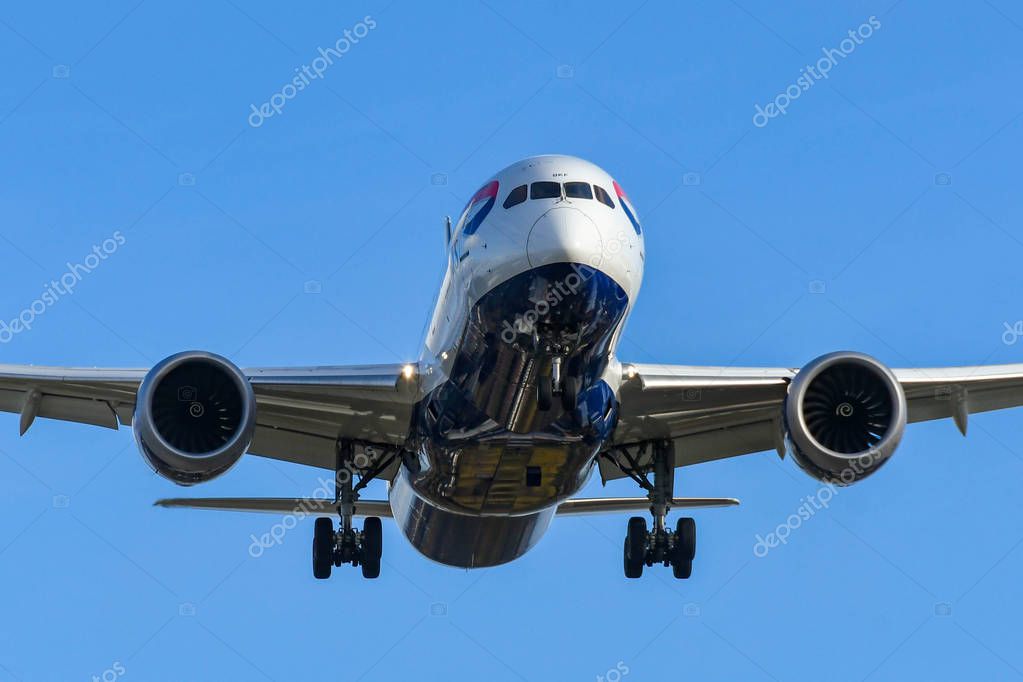 LONDON, ENGLAND - NOVEMBER 2018: Head on view of a British Airways Boeing 787 Dreamliner jet coming into land at London Heathrow Airport.