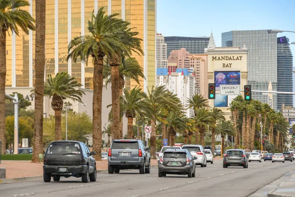 Las Vegas Nevada Febrero 2019 Tráfico Hacia Norte Bulevar Las — Foto de Stock