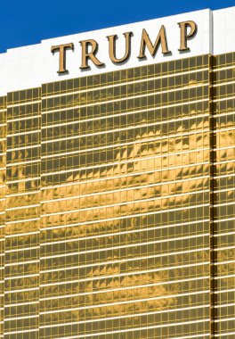 LAS VEGAS, NV, ABD - FEBRUARY 2019: Las Vegas 'taki Trump Otel ve Resort' un dışı.