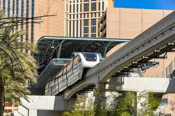 Las Vegas Nevada Usa มภาพ 2019 รถไฟโมโนเรลท งอย งเส นลาสเวก — ภาพถ่ายสต็อก
