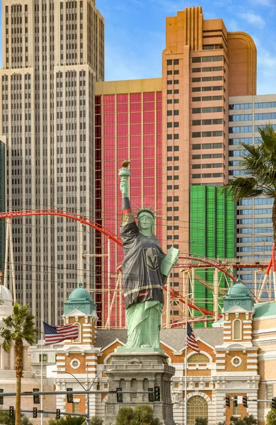 Las Vegas Usa มภาพ 2019 ปแบบของร นเสร ภาพนอกโรงแรมน วยอร กในลาสเวก — ภาพถ่ายสต็อก