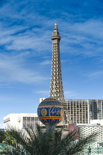 Las Vegas Nevada Usa มภาพ 2019 ปแบบของหอไอเฟลท โรงแรมปาร สอร ทบนถนนลาสเวก — ภาพถ่ายสต็อก