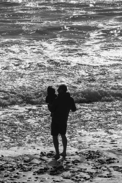 Langland Bay Gower Penninsula Wales Febbraio 2019 Silhouette Padre Con — Foto Stock