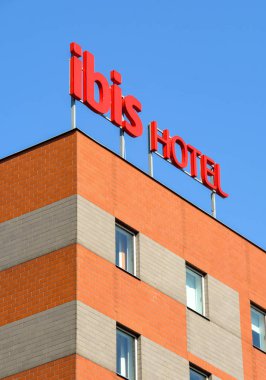 Prag, Çek Cumhuriyeti- Ağustos 2018: Prag'ın merkezinde ki Ibis Hotel'in üzerine imza at 