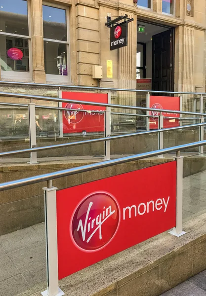 Cardiff Wales Octubre 2018 Vista Exterior Sucursal Virgin Money Centro — Foto de Stock