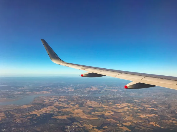 Flight Europe August 2018 Wing Aircraft Flight Blue Sky Pattern — Stock Photo, Image