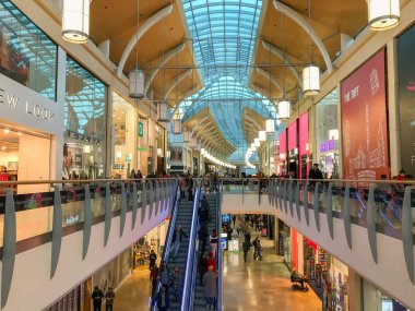 Cardiff, Galler - Ekim 2018: St David's 2 alışveriş merkezi, Cardiff şehir merkezinde.