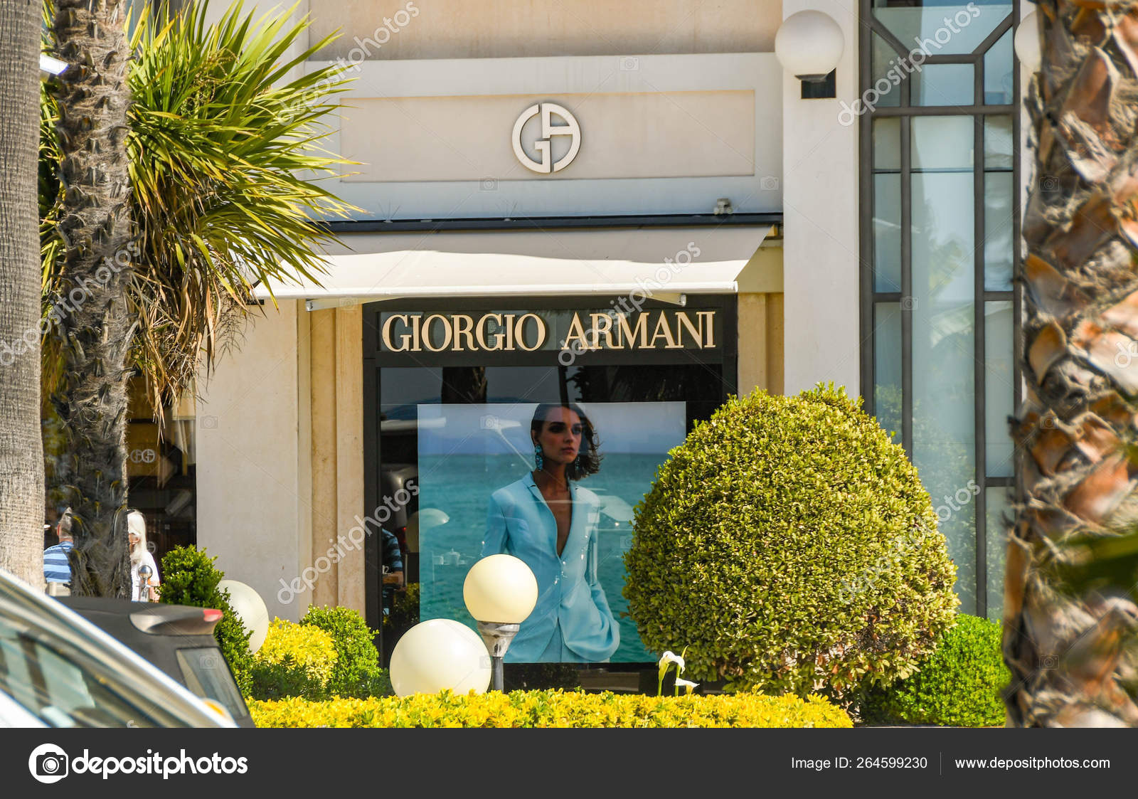 giorgio armani france