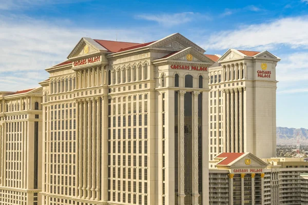 Las Vegas 2019年2月 2019年2月 拉斯维加斯大道上的凯撒宫度假村和酒店 也被称为拉斯维加斯大道 — 图库照片