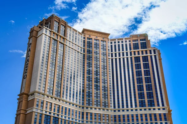 Las Vegas Usa มภาพ 2019 างนอกโรงแรมพาลาสโซ งเช อมโยงก บโรงแรมเวน สบนถนนลาสเวก — ภาพถ่ายสต็อก