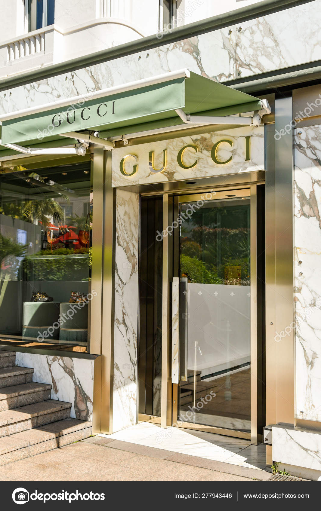 gucci store cardiff