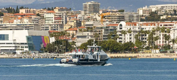 Cannes Francia Abril 2019 Crucero Barco Turístico Por Bahía Cannes — Foto de Stock