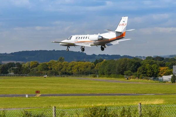 グロスター イングランド 2019年9月 セスナ引用ブラボープライベートエグゼクティブジェット着陸グロスターシャー空港 — ストック写真