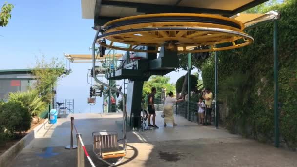 Île Capri Italie Août 2019 Les Gens Qui Montent Sur — Video
