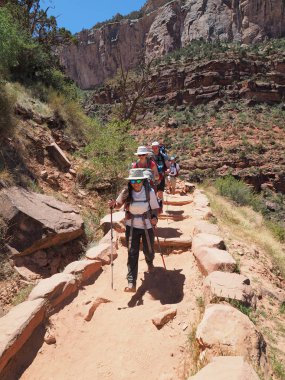 Büyük Kanyon Bright melek izinde Backpackers.