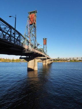 Hwtorne Köprüsü, Portland, Oregon.