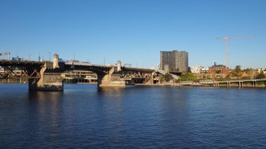 Burnside Köprüsü, Portland, Oregon.