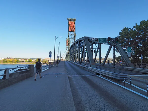 Die Weißdornbrücke Über Den Willamette River Portland Oregon Einem Klaren — Stockfoto