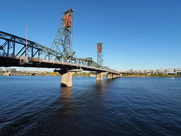 Hwtorne puente, Portland, Oregon. — Foto de Stock