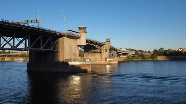 Puente de Morrison, Portland, Oregon. — Foto de Stock