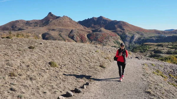 Randonnée pédestre sur le sentier Boundary au Monument Volcanique National du Mont Saint Helens . — Photo