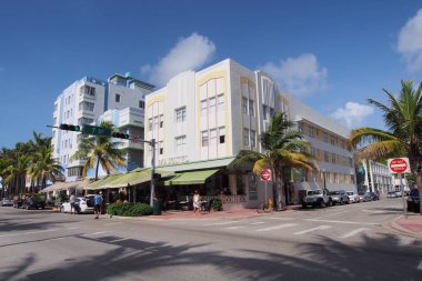 Ocean Drive Miami Beach art deco binalar.