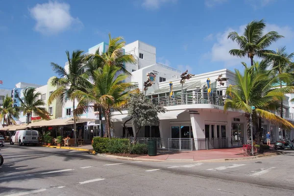 Art deco budovy na Ocean Drive v Miami Beach. — Stock fotografie