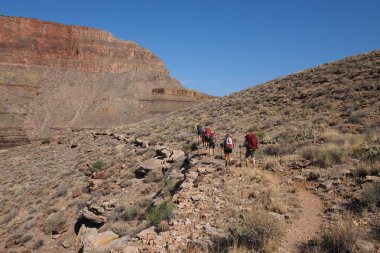 Büyük Kanyon Tonto izinde Backpackers.