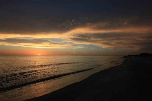 Sunset over the Gulf of Mexico off Captiva Island. — Stock Photo, Image