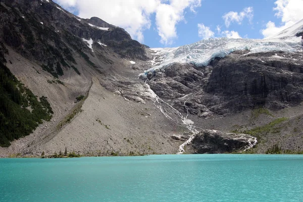 Upper Joffre Lake in Joffre Lakes Provincial Park, Canada. — Stock Photo, Image