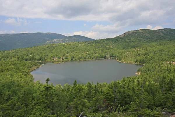 Pond di Taman Nasional Acadia, Maine . — Stok Foto