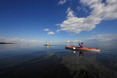 Kayakers in Biscayne Ulusal Parkı, Florida.
